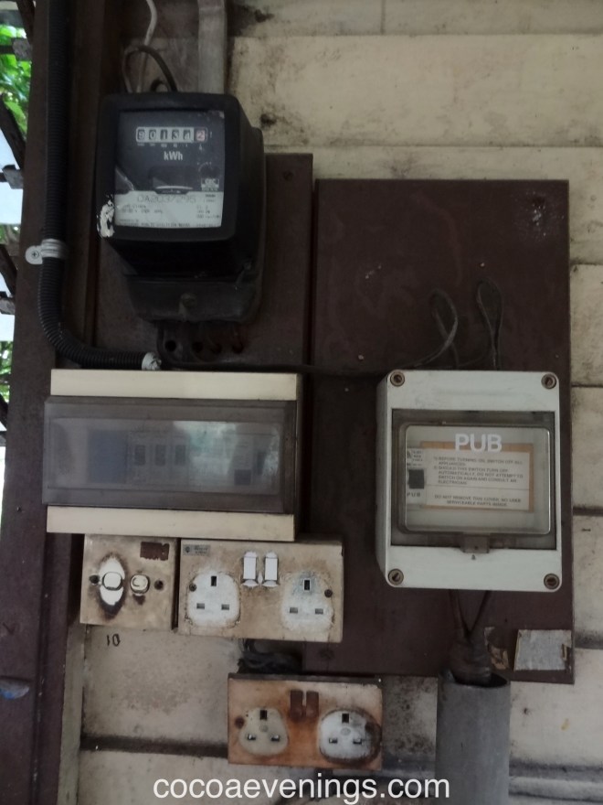 pub electricity box three pin plug powerpoint ktm malaysia singapore railway