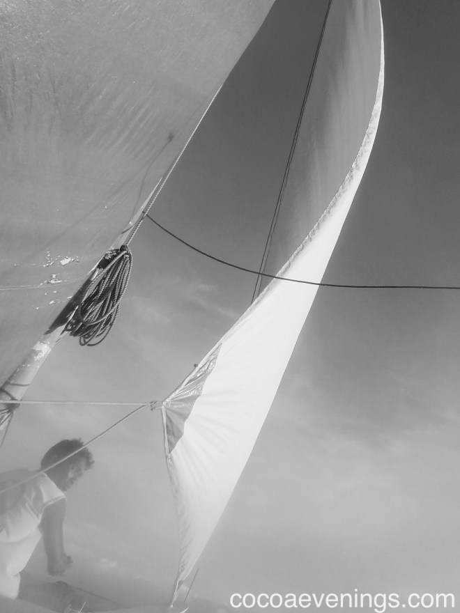 sail on the sailboat watch boracay