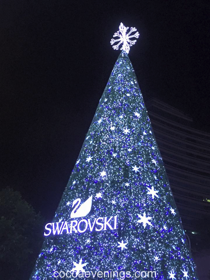 swarovski-crystal-christmas-tree-2015