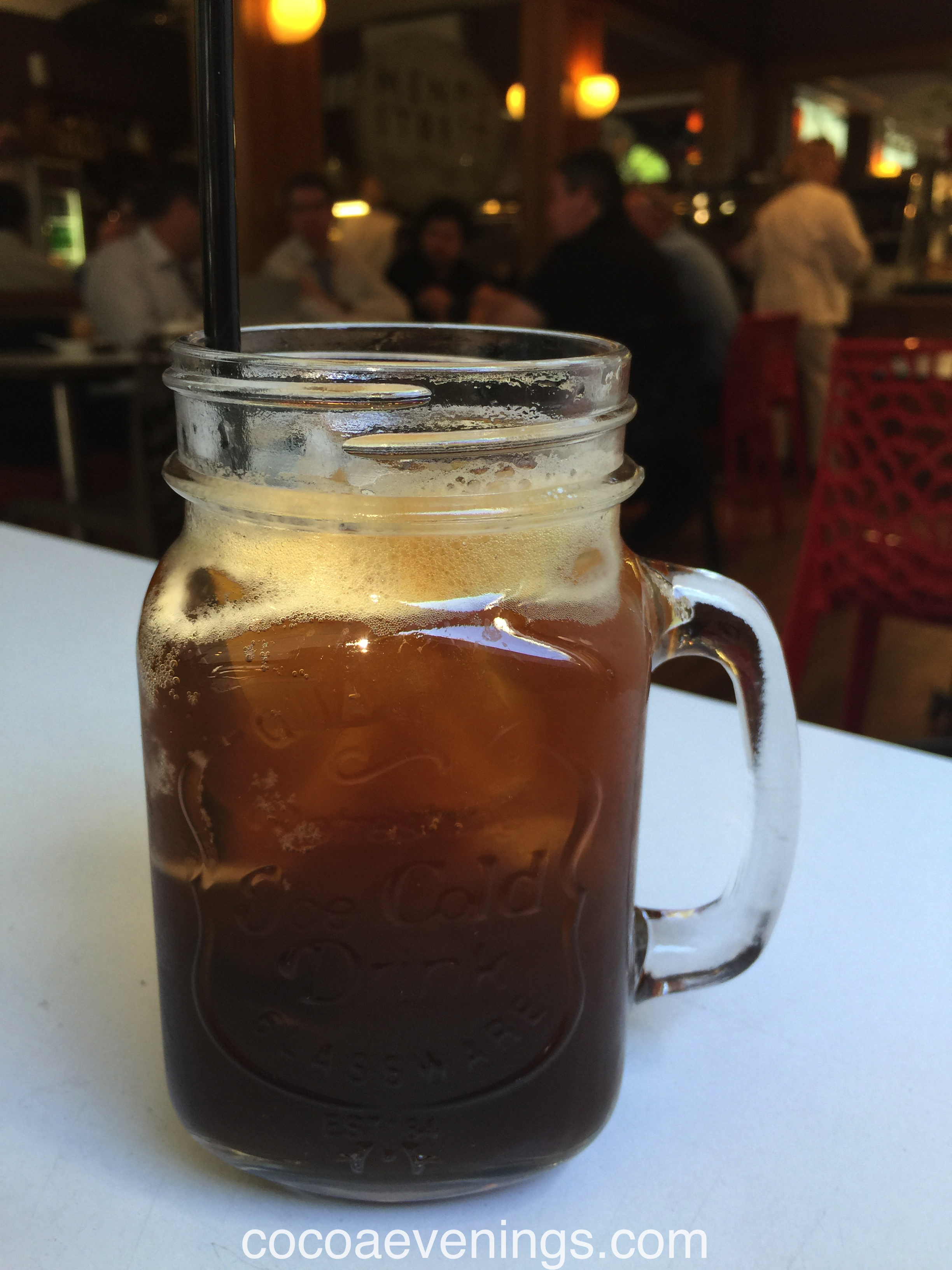 ice-coffee-and-the-crowd-2015-12-11_07-38-37