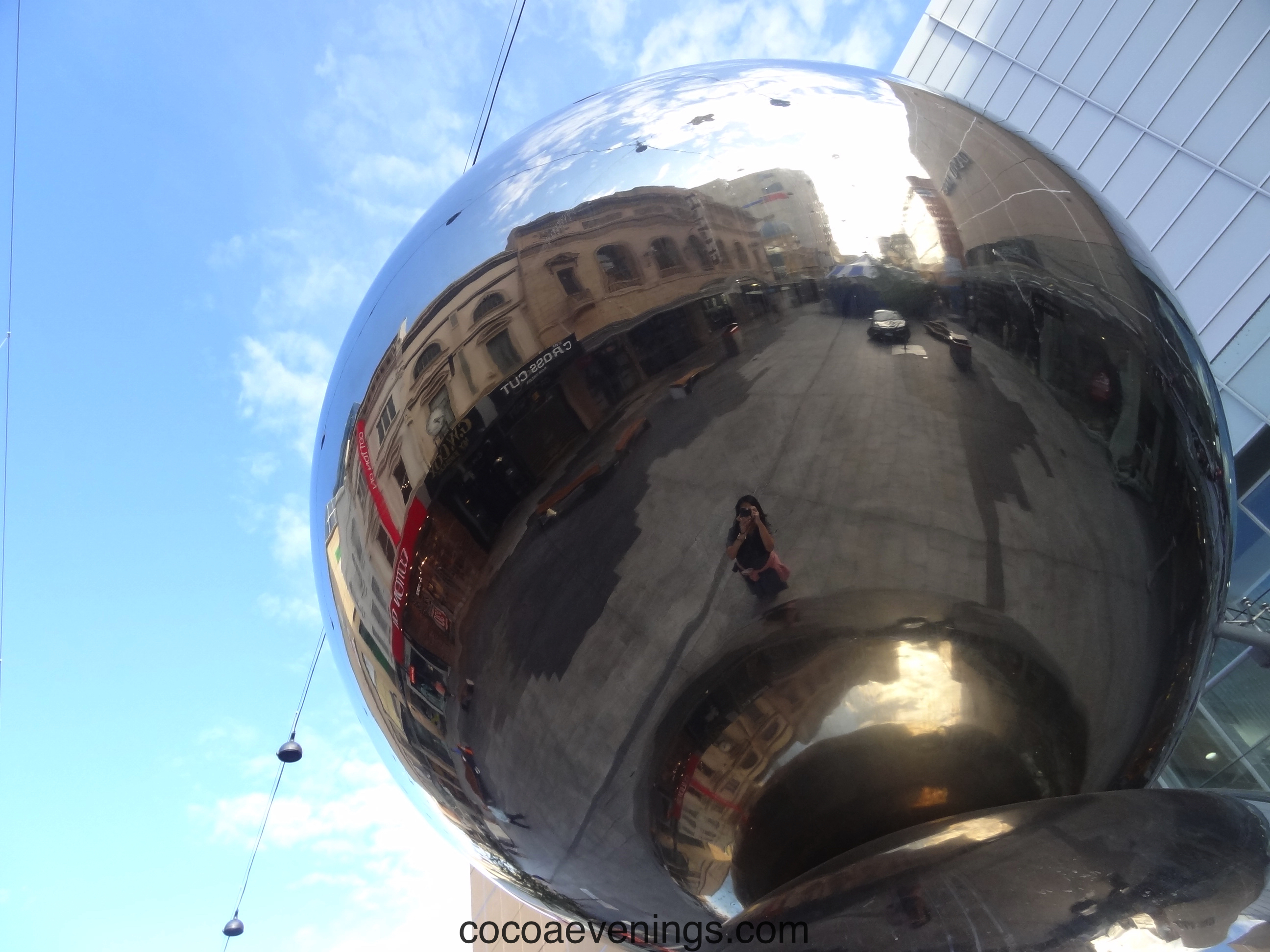 reflection-in-ball-sculpture-perth-australia-DSC03809